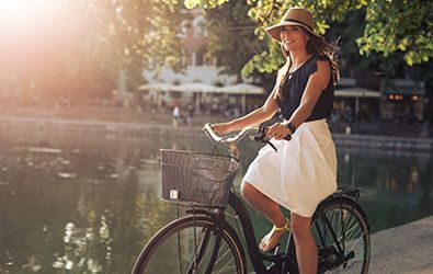 UWOLNIONA PRZESTRZEŃ